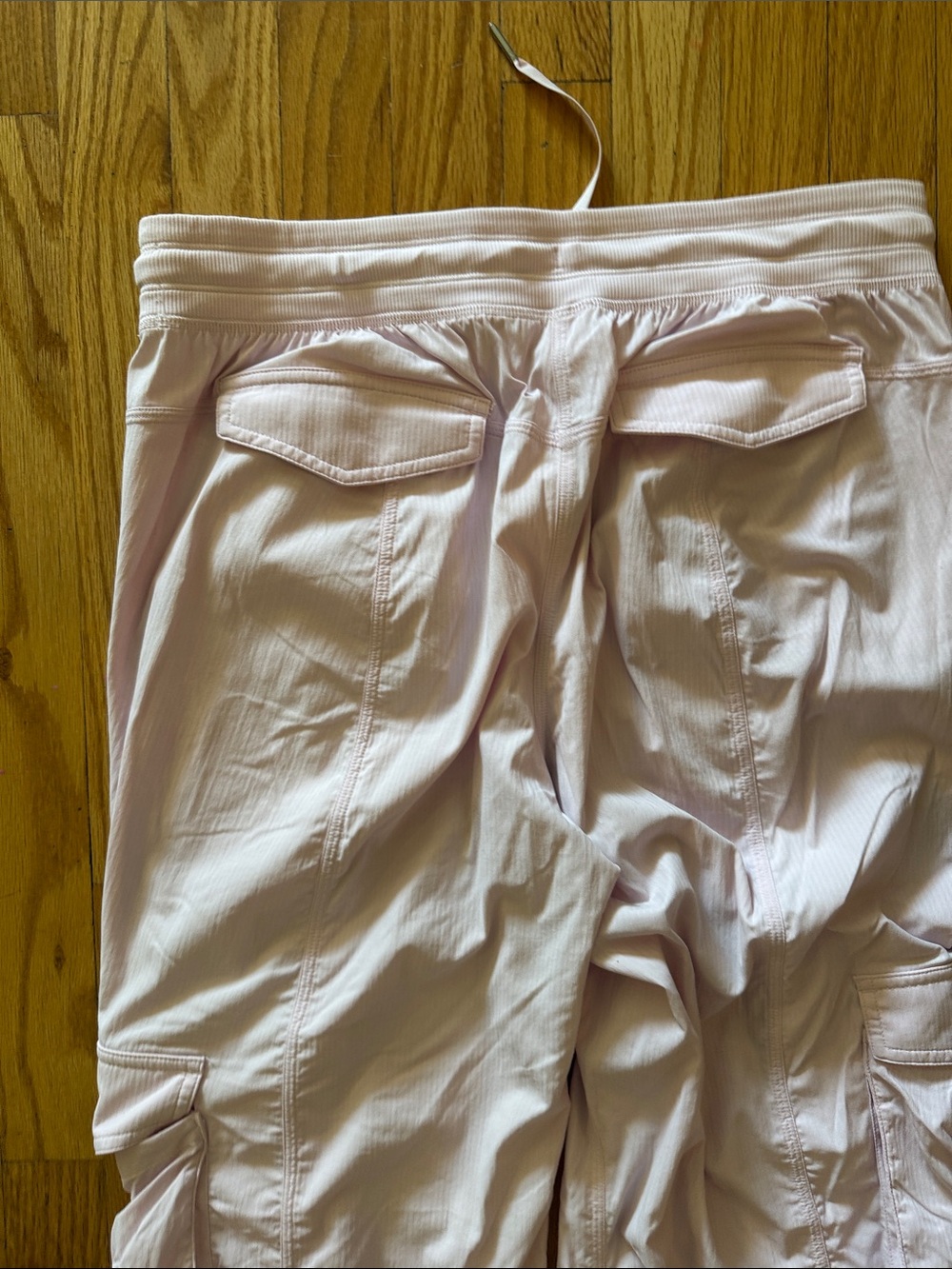 Lululemon sz M‎ Dance Studio Relaxed-Fit Mid-Rise Cargo Pant Pink Organza - Picture 8 of 14